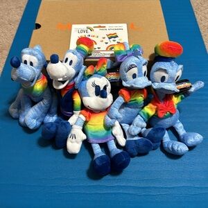 Disney Pride Set of 5 Plush 🌈🌈🌈